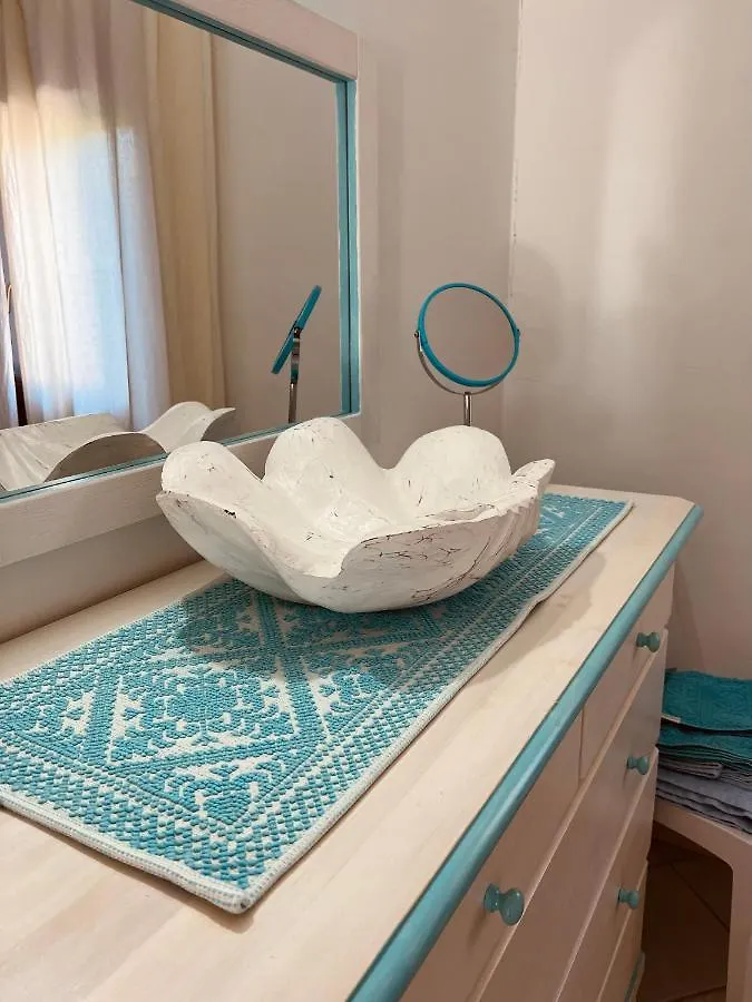 Villa A Golfo Aranci Con Vista Su Tavolara Marinella