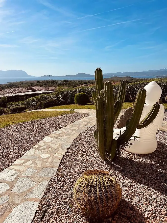 Villa A Golfo Aranci Con Vista Su Tavolara Marinella